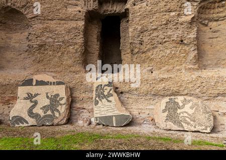 Terme di Caracalla, antiche rovine di terme pubbliche romane a Roma, Italia Foto Stock