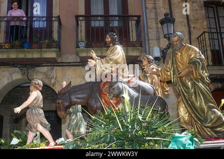 24 marzo 2024, Avilés, Asturie, Spagna: Aviles, Spagna, 24 marzo 2024: l'immagine di ''Gesù che entra a Gerusalemme'' durante la Processione Borriquilla, il 24 marzo 2024, ad Aviles, Spagna. (Credit Image: © Alberto Brevers/Pacific Press via ZUMA Press Wire) SOLO PER USO EDITORIALE! Non per USO commerciale! Foto Stock