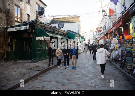 5 dicembre 2023 - Irish Pub, Montmartre, Parigi, Francia. Foto Stock