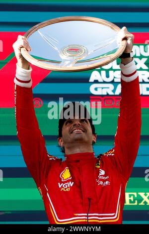 Melbourne, Victoria, Australia. 24 marzo 2024. MELBOURNE, AUSTRALIA - 24 MARZO: Carlos Sainz di Spagna e Scuderia Ferrari dopo aver vinto il Gran Premio d'Australia 2024 all'Albert Park di Melbourne, Australia (Credit Image: © Chris Putnam/ZUMA Press Wire) SOLO PER USO EDITORIALE! Non per USO commerciale! Foto Stock