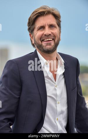 Il regista Ruben ostlund, presidente della giuria, ha posato durante una chiamata in occasione del 76° Festival di Cannes il 16 maggio 2023 Foto Stock