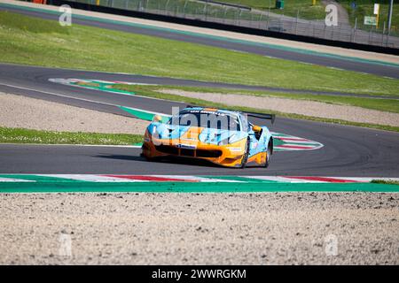 Circuito del Mugello, Italia 24/03/2024 - 12h Mugello, serie 24H. Gara parte 2. Ferrari 488 GT3 di Pellin Racing in azione su pista. Foto: Fabio Pagani/Alamy Live News Foto Stock