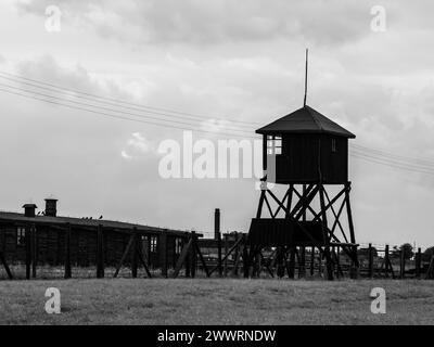 Torri di guardia nel campo di concentramento nazista tedesco di Majdanek, Lublino, Polonia. Foto Stock