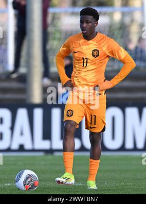 ASSEN - Isaac Babadi Holland U19 durante la partita di qualificazione al Campionato europeo nel gruppo 2 d'élite tra Paesi Bassi O19 e Francia O19 allo Sportpark Marsdijk il 23 marzo 2024 ad Assen, Paesi Bassi. ANP | Hollandse Hoogte | GERRIT VAN COLOGNE Foto Stock