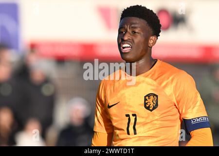 ASSEN - Isaac Babadi Holland U19 durante la partita di qualificazione al Campionato europeo nel gruppo 2 d'élite tra Paesi Bassi O19 e Francia O19 allo Sportpark Marsdijk il 23 marzo 2024 ad Assen, Paesi Bassi. ANP | Hollandse Hoogte | GERRIT VAN COLOGNE Foto Stock