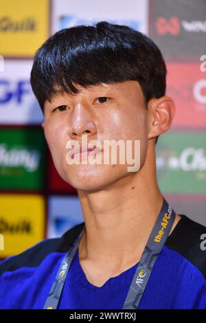 Bangkok, Thailandia. 25 marzo 2024. Lee Jae Song della Corea del Sud visto durante la conferenza stampa pre-partita al Rajamangala Stadium di Bangkok (foto di Amphol Thongmueangluang/SOPA Images/Sipa USA) crediti: SIPA USA/Alamy Live News Foto Stock