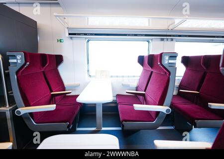 Tour ÖBB delle Ferrovie federali austriache "Railjet della nuova generazione", venerdì 22 marzo 2024, a Vienna, Austria. , . Credito: APA-defacto Datenbank und ContentManagement GmbH/Alamy Live News Foto Stock