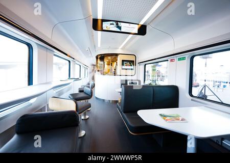 Tour ÖBB delle Ferrovie federali austriache "Railjet della nuova generazione", venerdì 22 marzo 2024, a Vienna, Austria. , . Credito: APA-defacto Datenbank und ContentManagement GmbH/Alamy Live News Foto Stock