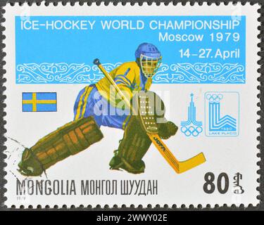 Francobollo cancellato stampato dalla Mongolia, che promuove il World Ice Hockey Championship, Mosca, 1979, circa 1979. Foto Stock