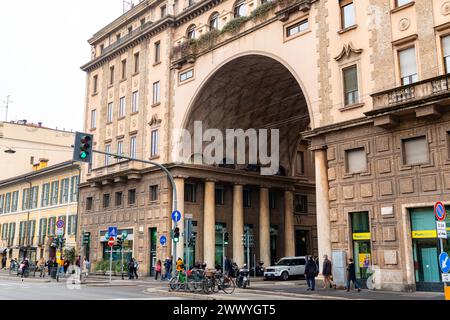 Milano, Italia - 30 marzo 2022: Porta Venezia è una delle porte storiche della città di Milano. Il nome porta Venezia viene utilizzato anche per il di Foto Stock