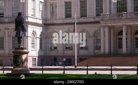 Statua di Nathan Hale di fronte al municipio, New York, New York, Stati Uniti d'America, Foto Stock