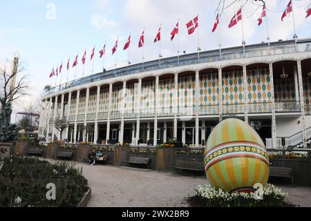 Copenaghen, Danimarca /25 marzo 2024/sala Oncert e stagione di pasqua nel giardino tivoli di Copenhagen. (Foto.Francis Joseph Dean/Dean Pictures) Foto Stock