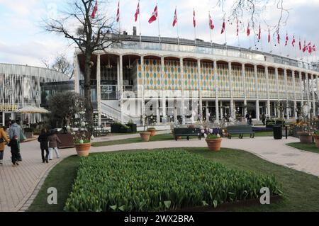 Copenaghen, Danimarca /25 marzo 2024/sala Oncert e stagione di pasqua nel giardino tivoli di Copenhagen. (Foto.Francis Joseph Dean/Dean Pictures) Foto Stock