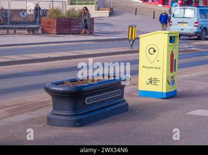 Dedicato a Dio per i suoi stupidi animali scritti su un cavallo a Scarborough Foto Stock