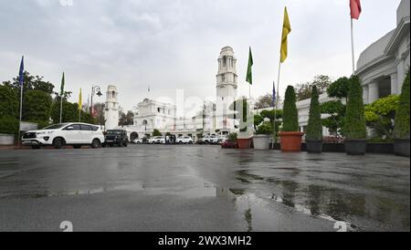 Nuova Delhi, India. 27 marzo 2024. NUOVA DELHI, INDIA - MARZO 27: Cloud over the Delhi Assembly il 27 marzo 2024 a nuova Delhi, India. (Foto di Arvind Yadav/Hindustan Times/Sipa USA) credito: SIPA USA/Alamy Live News Foto Stock