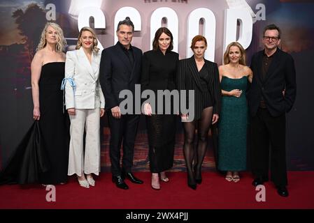 Londra, Regno Unito. 27 marzo 2024. Sam McAlister, Romola Garai, Rufus Sewell, Keeley Hawes, Billie Piper, Gillian Anderson e Philip Martin arrivano alla prima mondiale Scoop, Curzon Mayfair Cinema. Crediti: Doug Peters/EMPICS/Alamy Live News Foto Stock