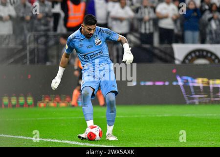 São Paulo (SP), 27/03/2024 - Futebol/SANTOS-RB BRAGANTINO - João Paulo da Santos - partita tra Santos x RB Bragantino, valida per le semifinali del Campionato Paulista, tenutesi presso la Neo Quimica Arena, ad est di São Paolo, nella notte di questo mercoledì 27. (Foto: Eduardo Carmim/Alamy Live News) Foto Stock