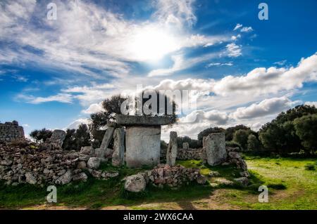 Una vista di una Taula a Talati de Dalt a Minorca Foto Stock