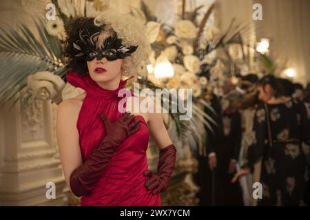 Cruella anno : 2021 USA Direttore : Craig Gillespie Emma Stone Foto Stock