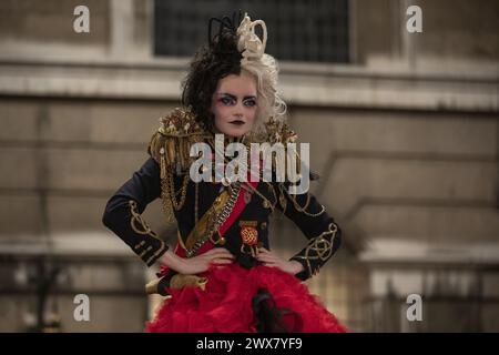 Cruella anno : 2021 USA Direttore : Craig Gillespie Emma Stone Foto Stock