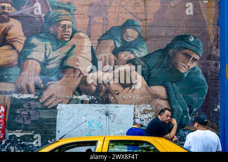 Murales fuori dallo stadio Alberto Jose Armando (noto anche come la Bombonera), quartiere la Boca, Buenos Aires, Argentina. Foto Stock