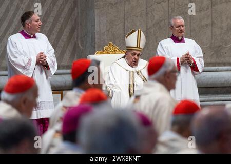 Vaticano, Vaticano. 28 marzo 2024. Papa Francesco presiede la messa del Crisma a San La Basilica di Pietro. (Credit Image: © Stefano Costantino/SOPA Images via ZUMA Press Wire) SOLO USO EDITORIALE! Non per USO commerciale! Foto Stock