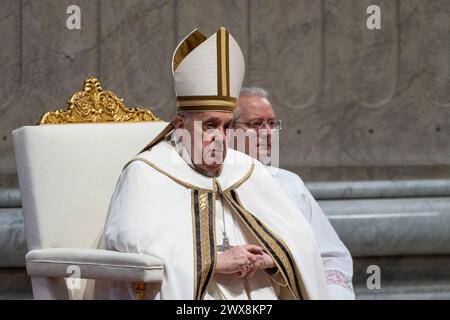 Vaticano, Vaticano. 28 marzo 2024. Papa Francesco presiede la messa del Crisma a San La Basilica di Pietro. (Credit Image: © Stefano Costantino/SOPA Images via ZUMA Press Wire) SOLO USO EDITORIALE! Non per USO commerciale! Foto Stock