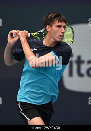 MIAMI GARDENS FL - MARZO 28: Alexander Zverev vs Fabian Marozsan durante i quarti di finale maschile al Miami Open all'Hard Rock Stadium il 28 marzo 2024 a Miami Gardens, Florida.mpi04/MediaPunch Credit: MediaPunch Inc/Alamy Live News Foto Stock