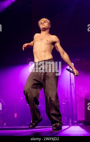 Madison, Stati Uniti. 27 marzo 2024. Singer Conor Burns al Sylvee il 27 marzo 2024, a Madison, Wisconsin (foto di Daniel DeSlover/Sipa USA) crediti: SIPA USA/Alamy Live News Foto Stock