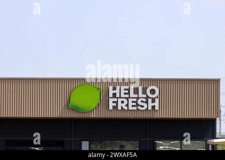 Magazzino e centro di distribuzione dell'azienda di consegna dei pasti Hello Fresh a Bleiswijk, Paesi Bassi Foto Stock