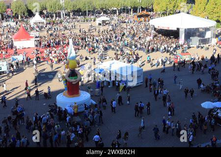 Francoforte, Germania 14 ottobre 2017: Panoramica dell'area esterna della Fiera del Libro di Francoforte Foto Stock