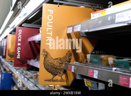 filiale del supermercato waitrose, interni, città di ramsgate, kent orientale, regno unito marzo 2024 Foto Stock