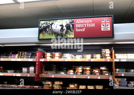 filiale del supermercato waitrose, interni, città di ramsgate, kent orientale, regno unito marzo 2024 Foto Stock