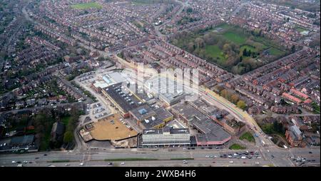 Vista aerea del centro commerciale del quartiere di Stretford, Manchester, Inghilterra nord-occidentale, Regno Unito Foto Stock