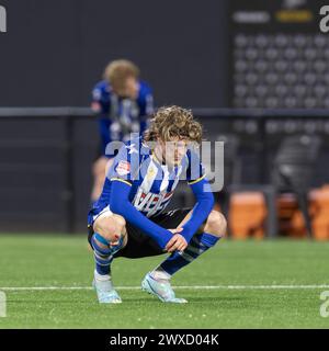 Eindhoven, Paesi Bassi. 29 marzo 2024. EINDHOVEN, 29-03-2024, Jan Louwers Stadium, Keukenkampioendivisie, stagione olandese 2023/2024. FC Eindhoven - SC Cambuur. Il giocatore dell'FC Eindhoven Jasper Dahlhaus deluso dopo la partita crediti: Pro Shots/Alamy Live News Foto Stock