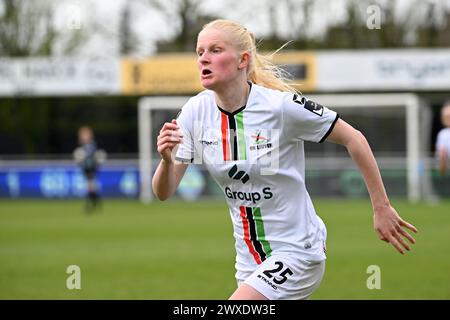 Oostakker, Belgio. 30 marzo 2024. Linde Veefkind (25) della OHL scattata durante una partita di calcio femminile tra KAA Gent e OH Leuven nella 2a giornata di PO1 nella stagione 2023-2024 della belga lotto Womens Super League, sabato 24 marzo 2024 a Oostakker, BELGIO . Crediti: Sportpix/Alamy Live News Foto Stock