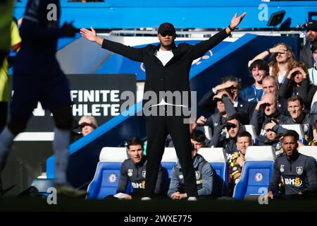 LONDRA, Regno Unito - 30 marzo 2024: Il manager del Burnley Vincent Kompany reagisce durante la partita di Premier League tra Chelsea FC e Burnley FC allo Stamford Bridge (credito: Craig Mercer/ Alamy Live News) Foto Stock