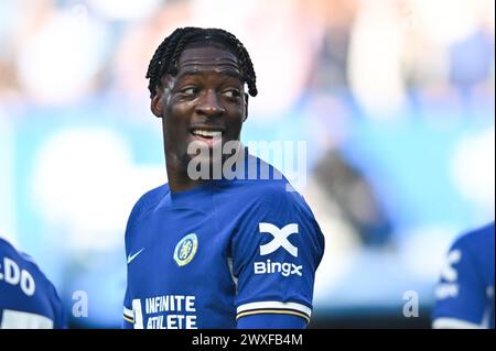 Londra, Regno Unito. 30 marzo 2024. Axel Disasi (2 Chelsea) durante la partita di Premier League tra Chelsea e Burnley allo Stamford Bridge di Londra, sabato 30 marzo 2024. (Foto: Kevin Hodgson | mi News) crediti: MI News & Sport /Alamy Live News Foto Stock