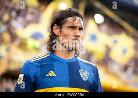 Buenos Aires, Argentina. 30 marzo 2024. Edinson Cavani del Boca Juniors lo guarda durante un match di gruppo B tra Boca Juniors e San Lorenzo all'Estadio Alberto J. Armando. Punteggio finale: Boca Juniors 2 - 1 San Lorenzo crediti: SOPA Images Limited/Alamy Live News Foto Stock