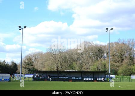 Wibbandune, campo da calcio Colliers Wood FC, Robin Hood Way, Londra - Stand e proiettori Combined Counties League Foto Stock