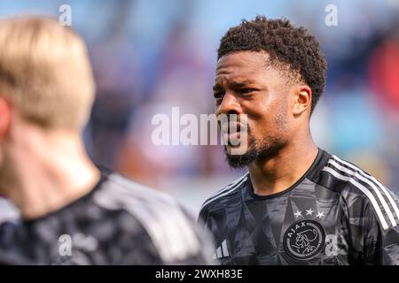 Zwolle, Paesi Bassi. 31 marzo 2024. ZWOLLE, PAESI BASSI - MARZO 31: Chuba Akpom dell'AFC Ajax guarda durante l'incontro olandese Eredivisie tra PEC Zwolle e AFC Ajax al MAC³PARK stadion il 31 marzo 2024 a Zwolle, Paesi Bassi. (Foto di Peter Lous/Orange Pictures) credito: Orange Pics BV/Alamy Live News Foto Stock