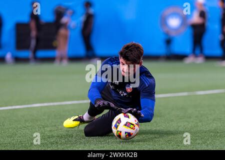 30 marzo 2024, Charlotte, NC, USA: Il portiere ROMAN CELENTANO (USA) del FC Cincinnati si pratica prima della partita Charlotte FC vs FC Cincinnati al Bank of America Stadium di Charlotte, NC. La partita si concluse con un pareggio 1-1. (Credit Image: © Walter G Arce Sr Grindstone medi/ASP) SOLO PER USO EDITORIALE! Non per USO commerciale! Foto Stock