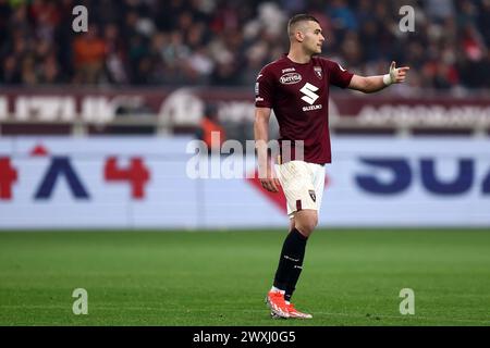 Alessandro Buongiorno del Torino FC gesti durante la partita di serie A tra Torino FC e AC Monza allo Stadio Olimpico il 30 marzo 2024 a Torino. Foto Stock