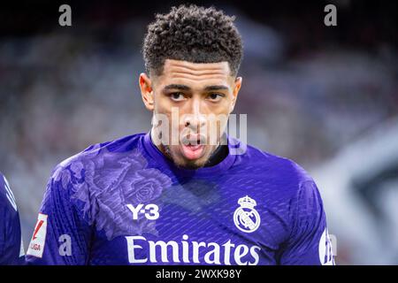 Madrid, Madrid, Spagna. 31 marzo 2024. Jude Bellingham del Real Madrid visto durante la partita di calcio la Liga EA Sports 2023/24 tra Real Madrid e Athletic Club Bilbao allo stadio Santiago Bernabeu di Madrid, Spagna. (Credit Image: © Alberto Gardin/ZUMA Press Wire) SOLO PER USO EDITORIALE! Non per USO commerciale! Crediti: ZUMA Press, Inc./Alamy Live News Foto Stock