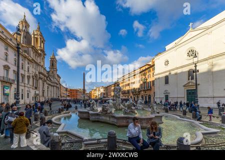 Roma, Italia - 2 marzo 2024: Fontana del Nettuno in Piazza Navona a Roma, Italia Foto Stock