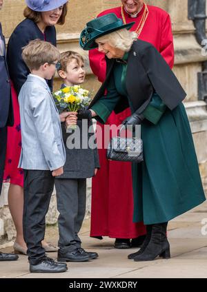 Windsor, Inghilterra. REGNO UNITO. 31 marzo 2024. La regina Camilla partecipa al tradizionale servizio pasquale presso la Cappella di San Giorgio, il Castello di Windsor . Crediti: Anwar Hussein/Alamy Live News Foto Stock