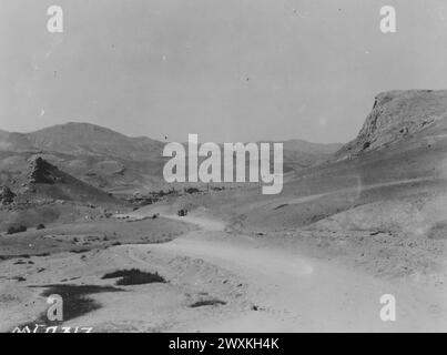 Mostra la città di Hassan Chelebi, Turchia, e il paese circostante ca. 1919 Foto Stock