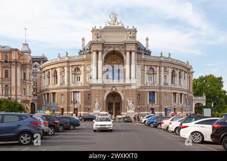 Odessa, Ucraina - giugno 28 2018: Il Teatro Nazionale accademico dell'Opera e del Balletto di Odessa è il teatro più antico di Odessa. Foto Stock