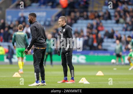 Leicester lunedì 1 aprile 2024. Jamie Vardy di Leicester City si sta riscaldando prima della partita del Campionato Sky Bet tra Leicester City e Norwich City al King Power Stadium di Leicester, lunedì 1 aprile 2024. (Foto: John Cripps | mi News) crediti: MI News & Sport /Alamy Live News Foto Stock