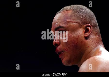 Fabio Wardley in azione contro Frazer Clarke (non nella foto) durante il loro incontro pesante all'O2 di Londra. Data foto: Domenica 31 marzo 2024. Guarda la storia di PA BOXING London. Il credito fotografico dovrebbe essere: John Walton/PA Wire. RESTRIZIONI: Utilizzo soggetto a restrizioni. Solo per uso editoriale, nessun uso commerciale senza il previo consenso del titolare dei diritti. Foto Stock